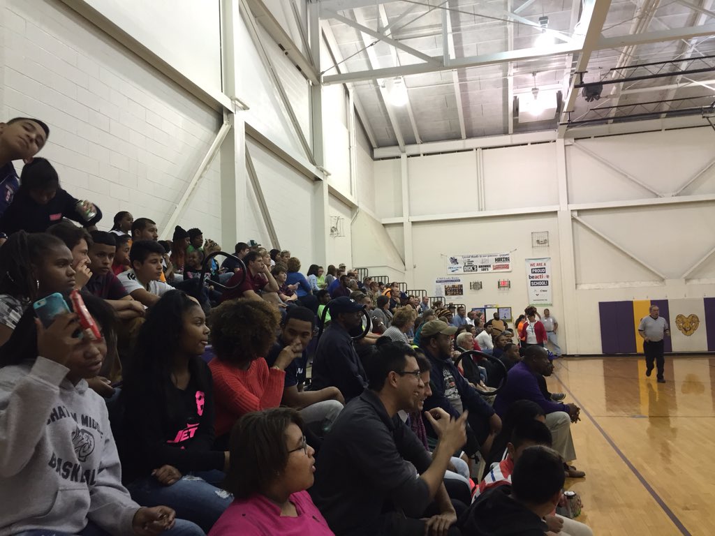 CMSRAMSAP's tweet photo. Great crowd for the CMS-v-Bonlee game! #ramsbest https://t.co/k5tFPPDdOw