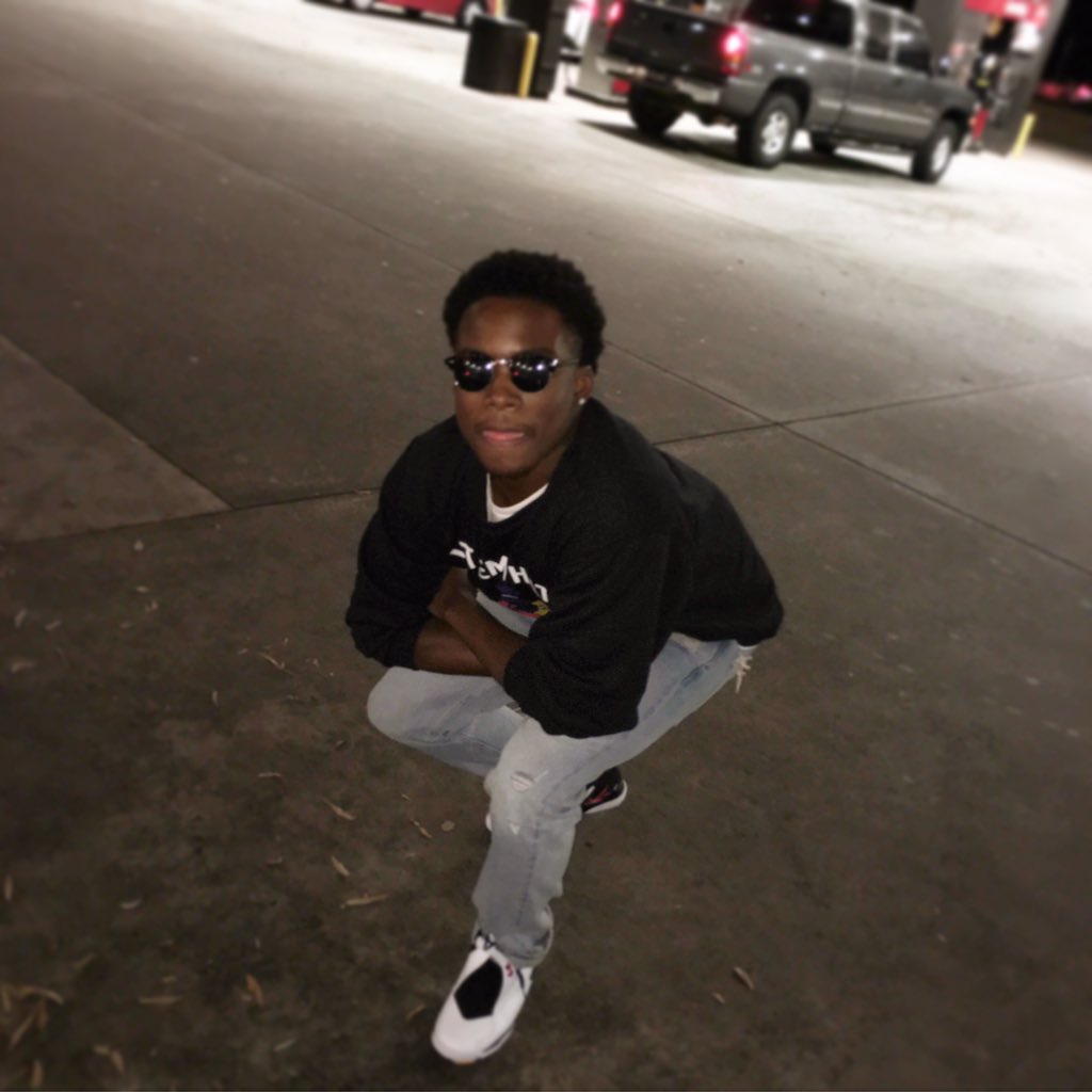 TRILLJamaican's tweet photo. like Michael Jordan I'm perfecting my craft 👼🏾 https://t.co/LXfhDzALZg