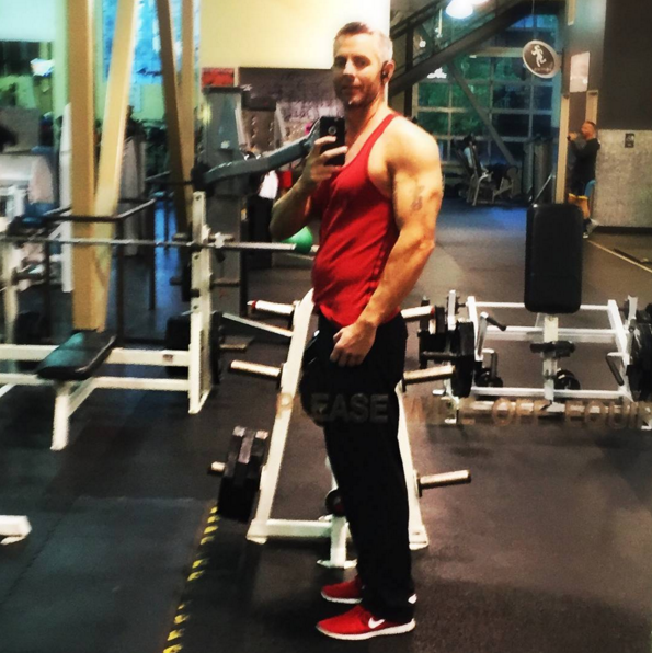 gymselfiedotcom's tweet photo. Featuring Bruce Gevers  @liveshreddedathletics - https://t.co/23IEPib6c1 #gymselfie https://t.co/Y83EAzc0GH