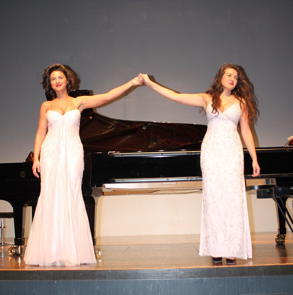 CWTqP9ZWUAI_fhw.jpg (600×604) Khatia buniatishvili, Sheath wedding