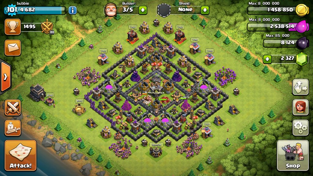 TeamFlyr's tweet image. Selling this base not my main one but it has 2.3k gems 5 builders, still has a free name change. I would like $10 DM