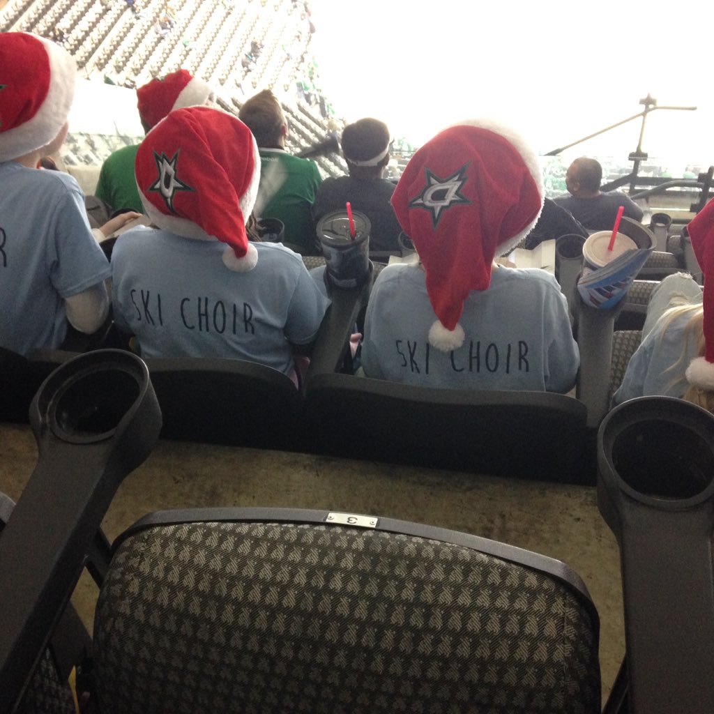 jaimesather's tweet photo. @SKICougars representing at the @DallasStars game tonight! #SingWithSanta https://t.co/DOyW6ijUig