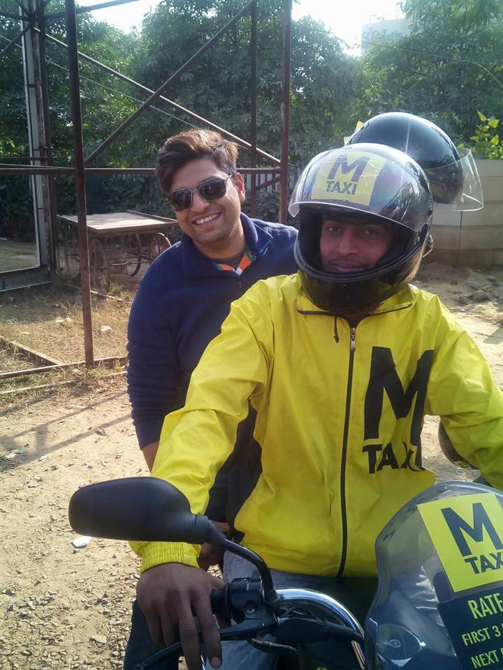 MTaxiIndia's tweet photo. One more happy commuter travelling with MTaxi. #2Wheels #Gurgaon https://t.co/BpgHUf00Fx