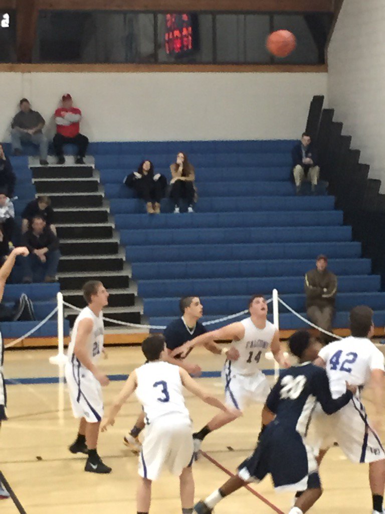 edmarsico's tweet image. From football Friday to basketball Tuesday #2practices @McD_Football_