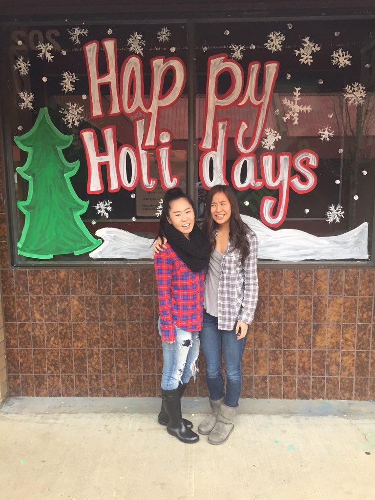 jinahpak's tweet photo. flannel tuesday w/ my girlfriend @KalleeNguyen ❤️ #MerryThunderWeek https://t.co/iH5y1jJ1BU