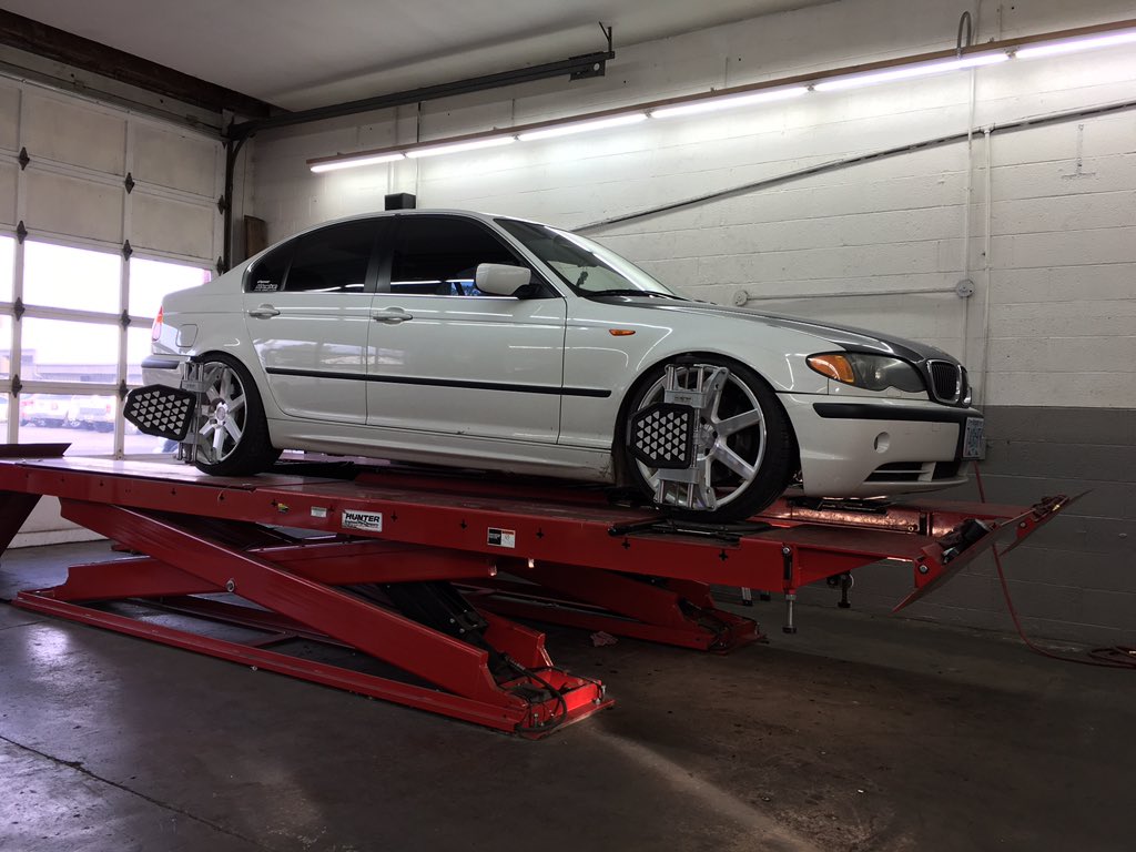 ShproutHD's tweet photo. Suspension all taken care of and aligned! Helloooo corners! 😍😈 #e46 #bmw #330i #bimmer #eurogirl https://t.co/goO1hrvSb2