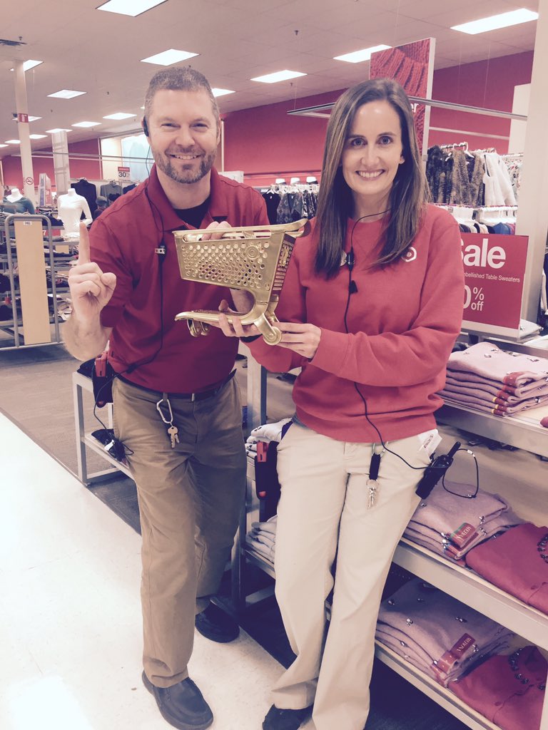 April_Dever's tweet photo. Today I had the privilege of delivering the "Golden Basket" to these "sales monsters" in Medford, OR #FillThatBasket https://t.co/POWXtUH6Nr