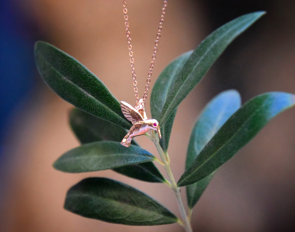 PandoraVT's tweet photo. SO EXCITED to launch my new charity jewelry collection!! Available at : https://t.co/EGtepRfnda #GivingBirds https://t.co/paELP785Ow