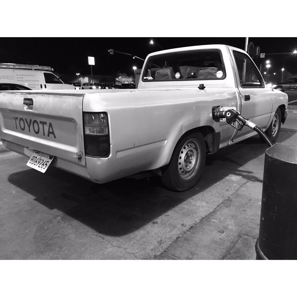 ohhenry_nestle's tweet photo. Picked up a new daily! #latoyotita #buildcomingsoon https://t.co/xtxSuS5thC