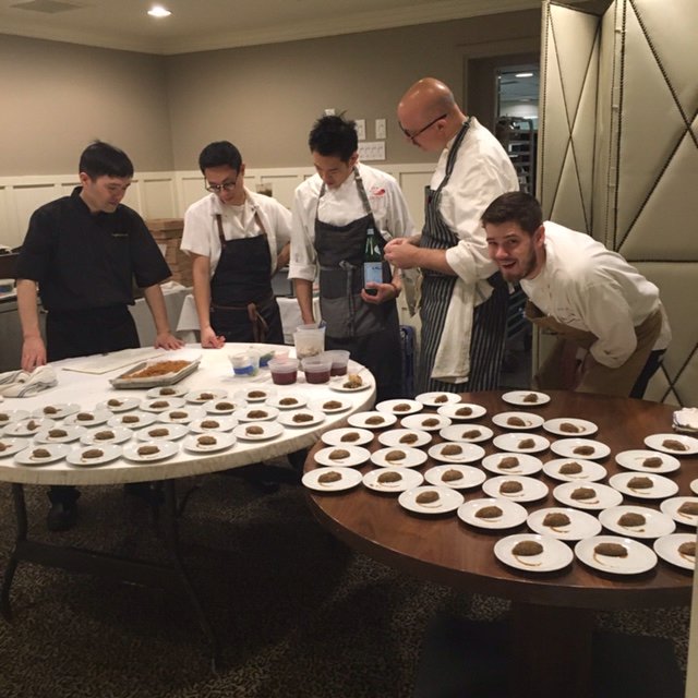 EliotHotel's tweet photo. Behind the scenes @ClioBoston’s amazing alumni dinner. #celebrateclio https://t.co/hfiaQzmEGV