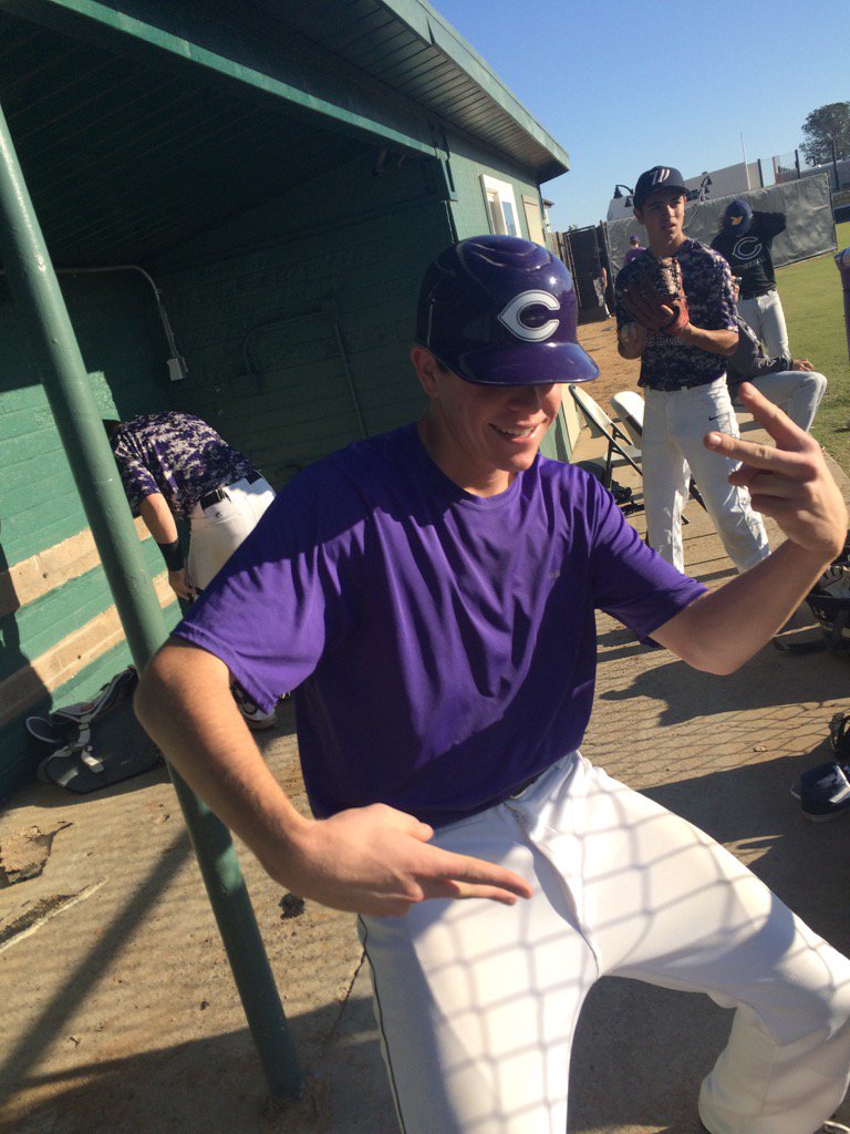 TrevorRose22's tweet photo. Shoutout to @garretthenkel11 and @xNathanW for a great sweep against the black team #teampurple https://t.co/0rKS9snMMe