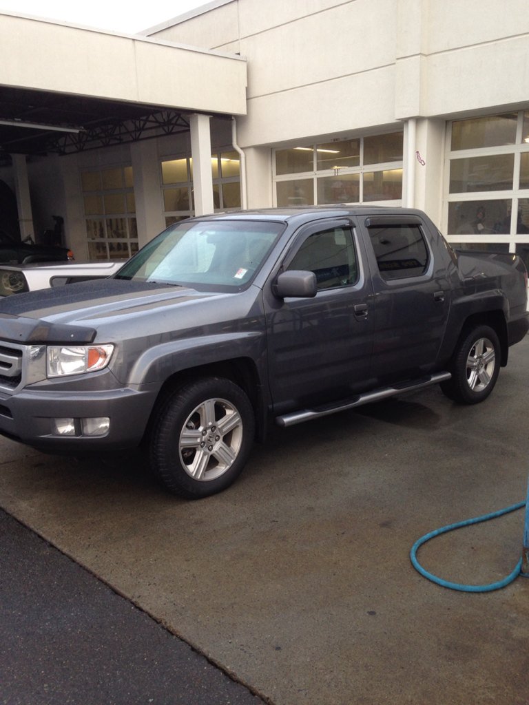 This just in <a href="/DiscoveryHonda/">Discovery Honda</a> 2011 Honda Ridgeline AWD EXL Navi - 98,000kms $29,995 come see #YourHondaGuy