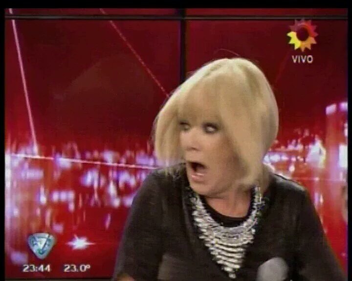 PerverDeAgus_'s tweet photo. Agustin Casanova besa o abraza a una fan y vos https://t.co/zC7K8tRwCd