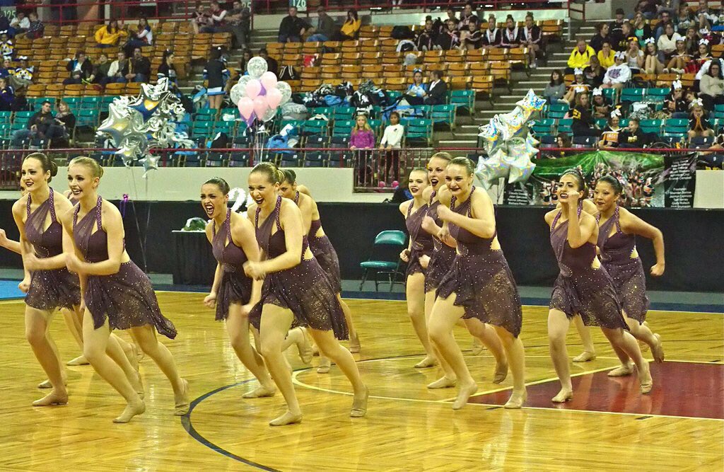 ValorDanceTeam's tweet photo. Thank you to @9Preps for these highlight pictures from state!! https://t.co/4eTDL70JsJ