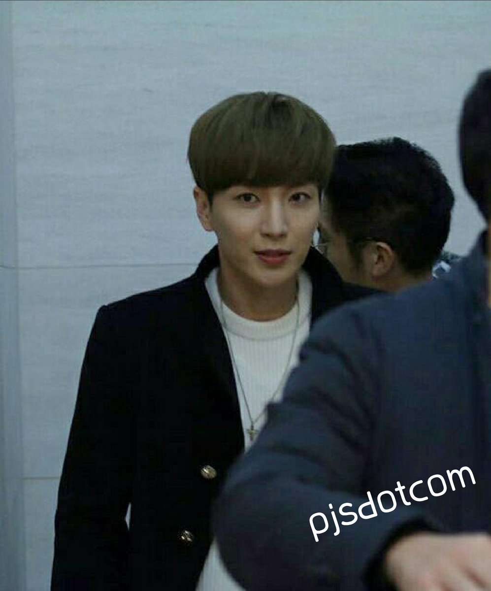 pjsdotcom's tweet image. 151215 힌밤개. 언제어디서나 잘생김잘생김😍🙌 @special1004