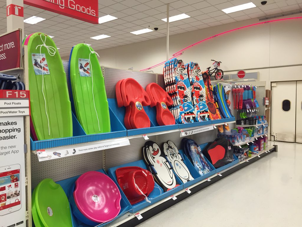 lewmeg2's tweet photo. Ready for Santa to shop! #go sales @detroitswan @ContrucciJoe @AultMatt @TargetEryn https://t.co/buldfSpxXu