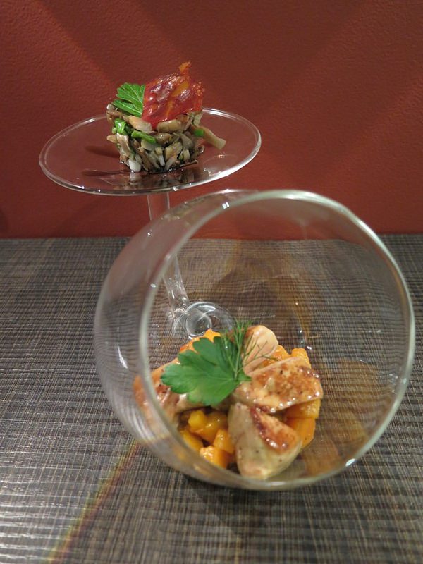 audreycuisine's tweet photo. Une nouvelle recette de fêtes : foie gras poêlé, pleurottes &amp; potimarron au pralin… https://t.co/6gBc1dsWgt https://t.co/SBeq4McPzn