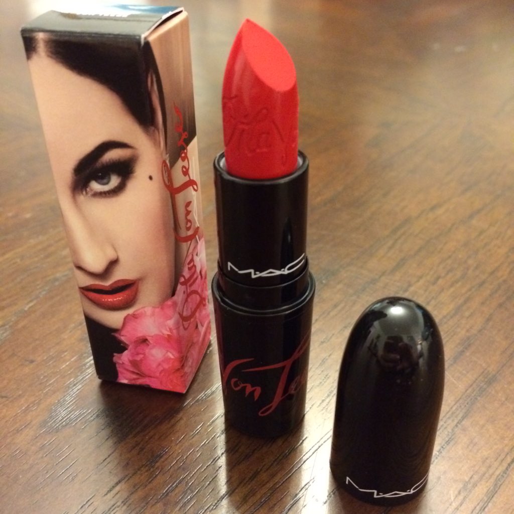 LauraShaver's tweet photo. 😍😍😍
#MAC #DitaVonTeese #VonTeese https://t.co/vzk2KhUqOa