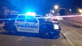 Man being questioned by police after deadly shooting & stabbing in Opa-locka. local10.com/news/woman-sta… https://t.co/dmEROi0Fa6