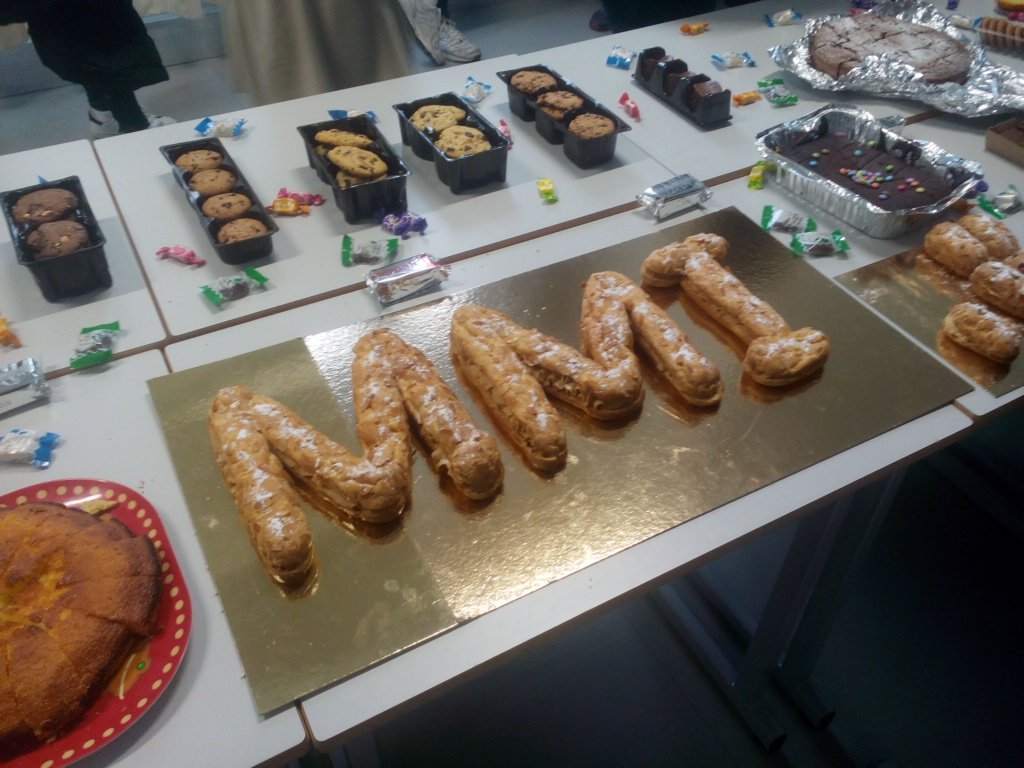 passepartoutinc's tweet photo. Notre #PingMaster serait-il un #CookMaster ? #brunchMMI https://t.co/FBfmTfpbAh