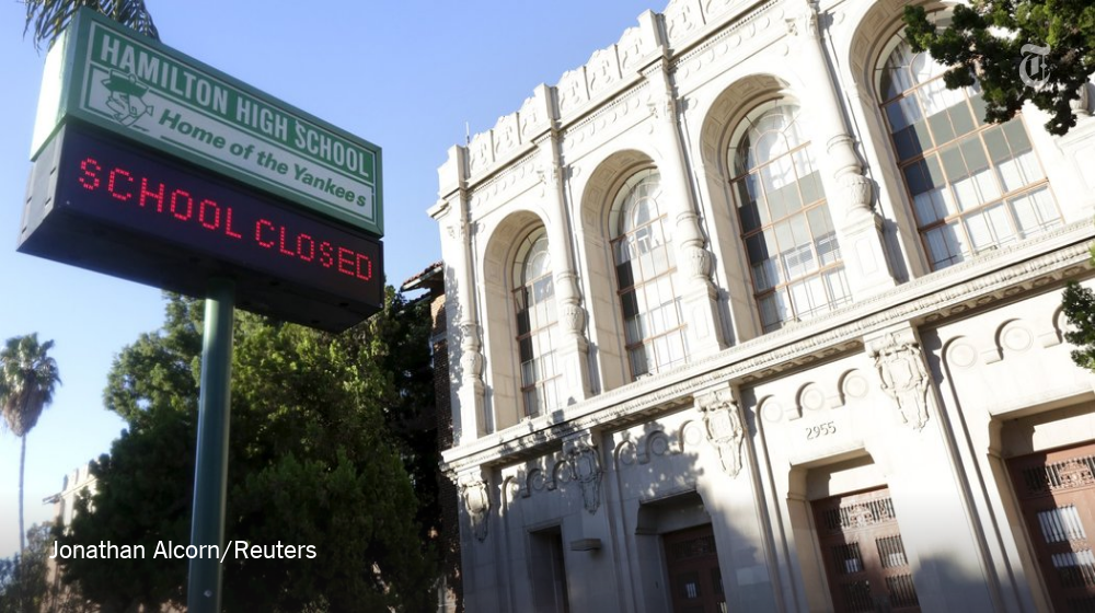 nytimes's tweet photo. School systems in Los Angeles and New York differ in their responses to a terrorism threat https://t.co/tsOFKEnw0O https://t.co/gUUI50oxhM