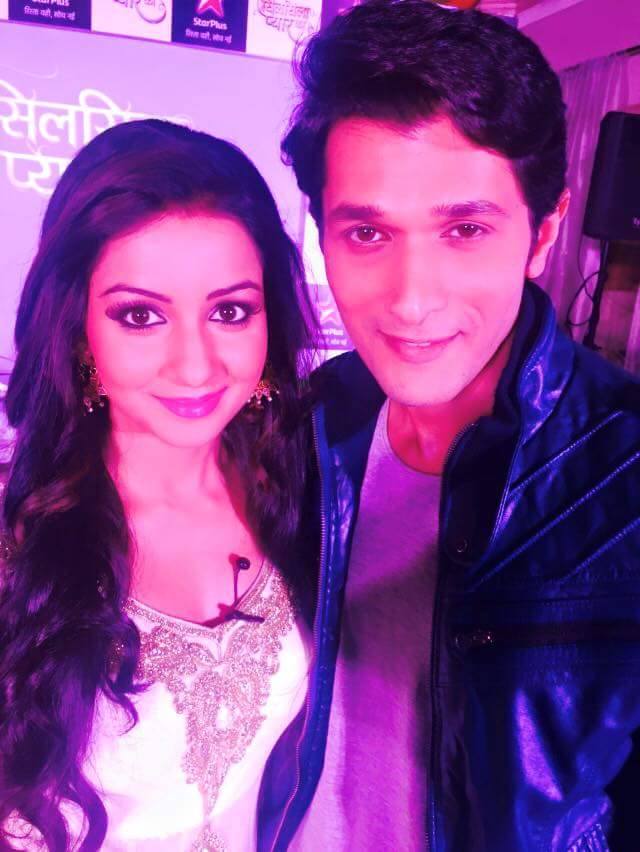 IamChhaviPandey's tweet photo. #SilsilaPyaarKa launch https://t.co/aAnKJWopey