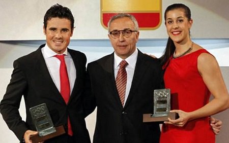 triatlonnoticia's tweet image. El triatleta @Jgomeznoya recibe el premio al Mejor Deportista 2015 triatlonnoticias.com/noticia/triatl…