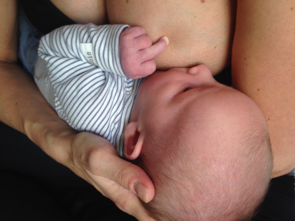 Den där amningen… jungfrufodslarfinns.se/bebisbubbla/am…