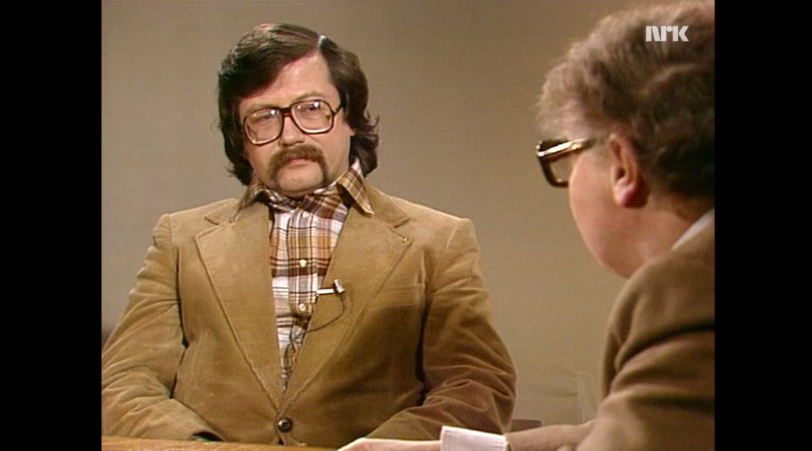 1978: Pål Bang-Hansen og Jon Bing om Star Wars Episode IV i "Filmmagasinet" tv.nrk.no/serie/filmmaga… @Filmpolitiet