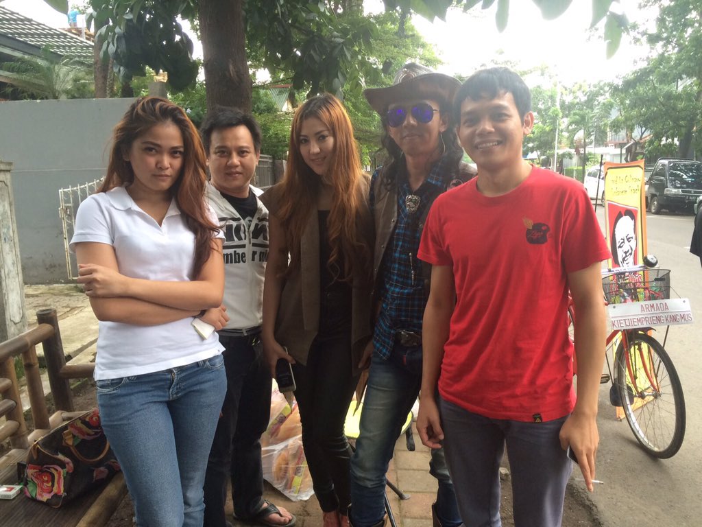 "<a href="/masagiofficial/">MASAGI</a>: Thanks <a href="/RWuldar/">Resty Wuldar</a> <a href="/ikangsulung/">Zulfikar, Amd, SIp. / Ikang / Jamal</a> sudah berkunjung ke beskem kita, Mainkan!!! "mainkann atuhhlahh