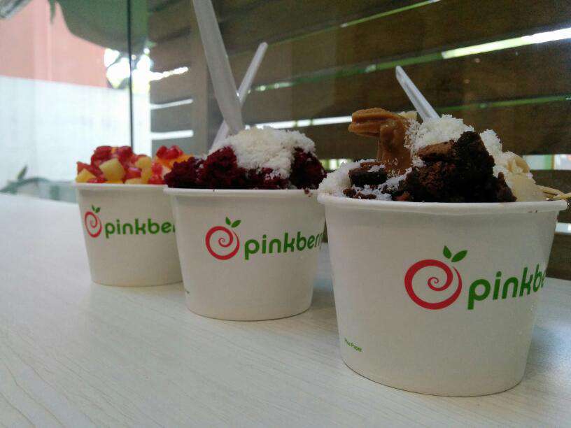 PinkberryIndia's tweet photo. Are you having the #MidWeek swirl cravings? Then get to your nearest #Pinkberry outlet.
Photo Courtesy: RïCkY https://t.co/aSjlGNKDPP