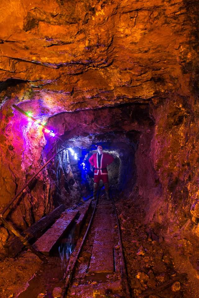 Had a chance encounter with this guy last night, new underground present storage location apparently.