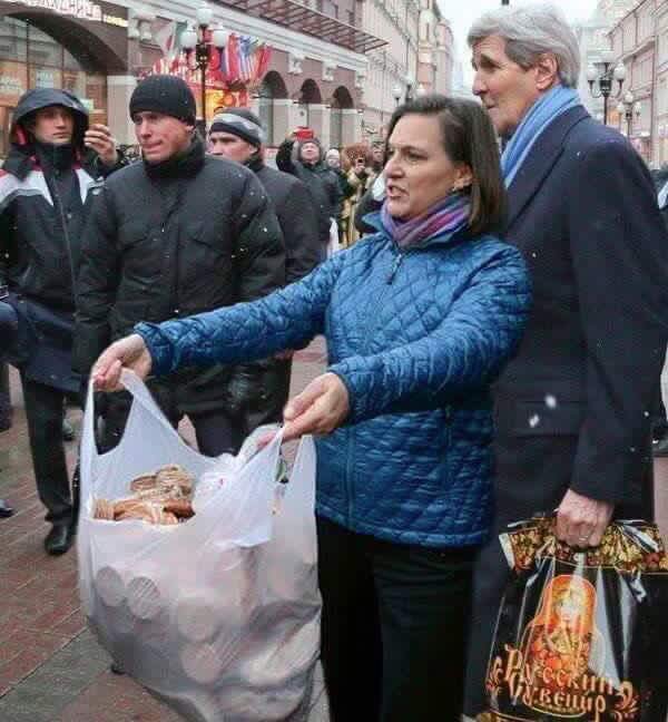 В центре Москвы пылает Дом культуры - Цензор.НЕТ 1531