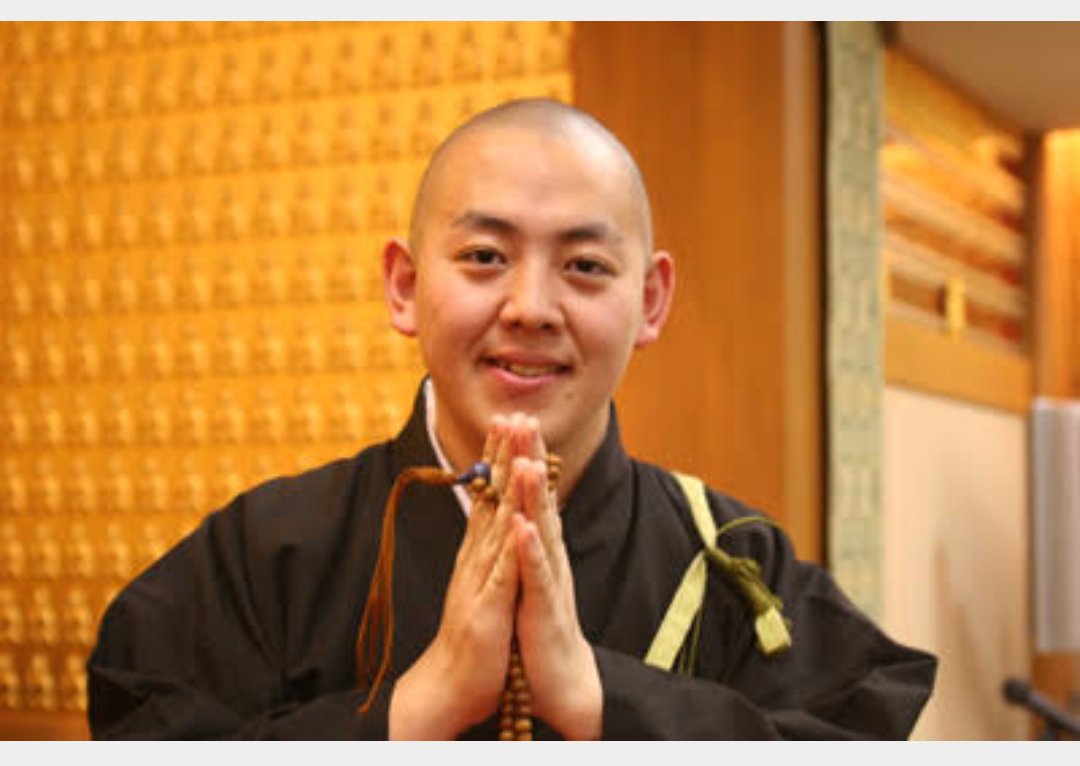 しのっすぃ On Twitter 薬師寺のお坊さん 村上さん めっちゃ
