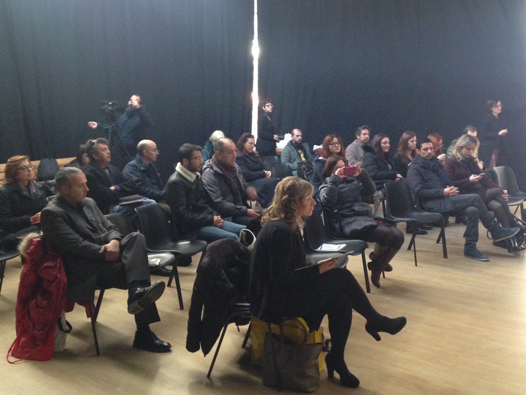 POIESIS_Aps's tweet photo. "Città, cultura e #accessibilità".Paolo Perrone e G.Greco e Paola Martino aprono i lavori @ComunediLecce #Lecce2015 https://t.co/uu1GW9Fwso