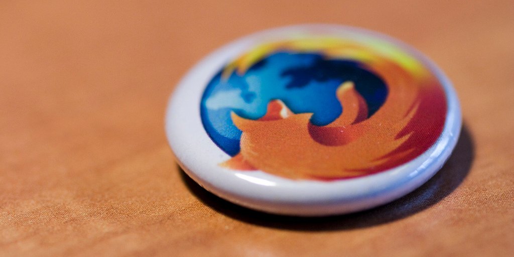 Gizmodo's tweet photo. Firefox finally goes 64-bit on Windows: https://t.co/oCpUHC3Qy5 https://t.co/ewTlcNut1a