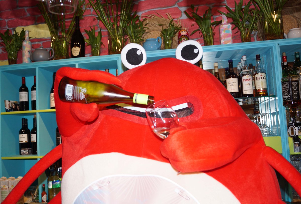 Please be patient! Jack the Crab is working today behind the bar!