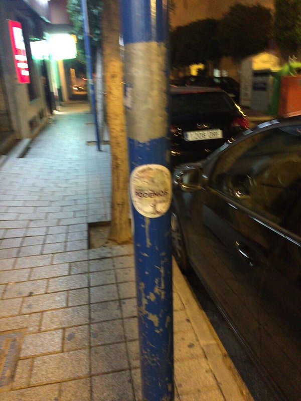 MolinadeSegura's tweet photo. C./ Sta.Teresa,11, pegatinas x quitar de @ahorapodemos ¿pq mo se respeta mobiliario urbano en #MolinadeSegura? #ASCO https://t.co/nfALLom0EA