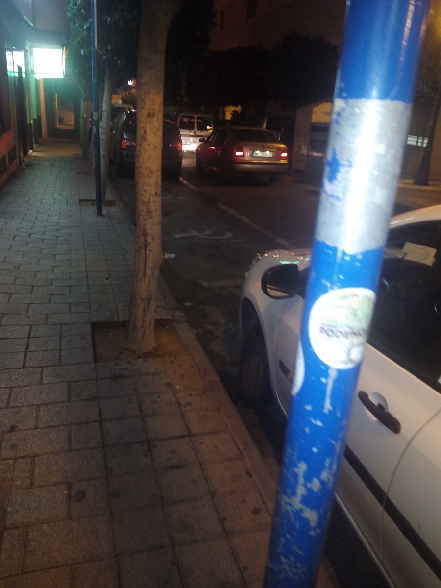 MolinadeSegura's tweet photo. C./ Sta.Teresa,11, pegatinas x quitar de @ahorapodemos ¿pq mo se respeta mobiliario urbano en #MolinadeSegura? #ASCO https://t.co/nfALLom0EA