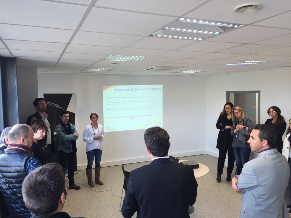 PatrickEllena's tweet photo. #Technoparc des #Florides : un site de mieux en mieux connecté aux réseaux de transport. 30 min de #Marseille! https://t.co/BOoNXljlQA