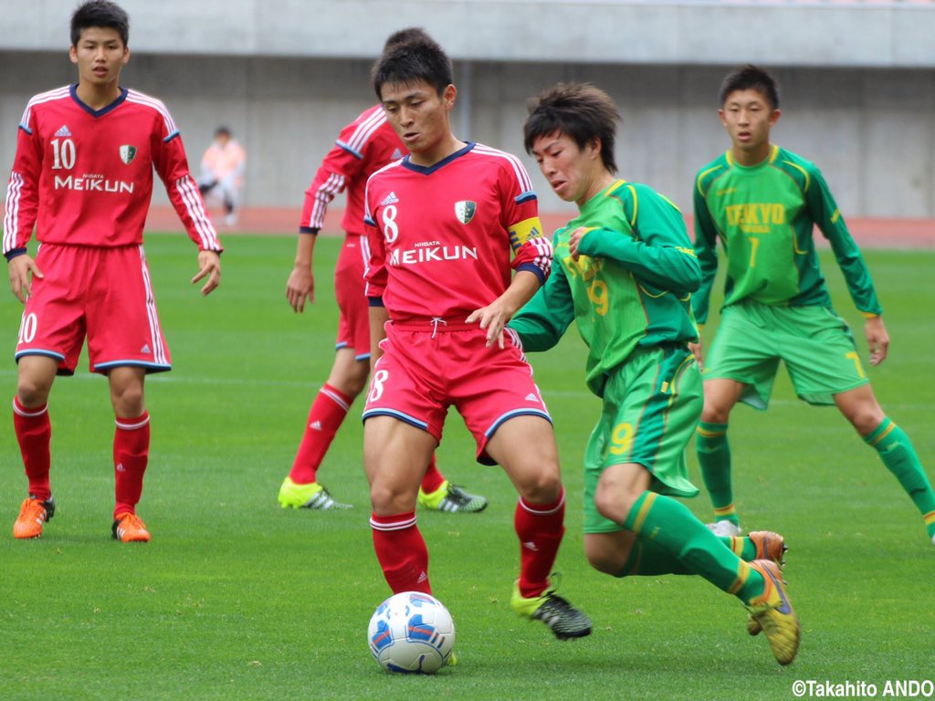 高校サッカー特集 Su Twitter 第94回全国高校サッカー選手権大会 新潟代表 新潟明訓 16年ぶり6回目 注目選手は 主将mf加藤潤 3年 U 16日本代表の経歴を持つチームの大黒柱だ 他にも トップ下の司令塔 中村亮太朗 右mf高橋怜大にも注目だ T Co