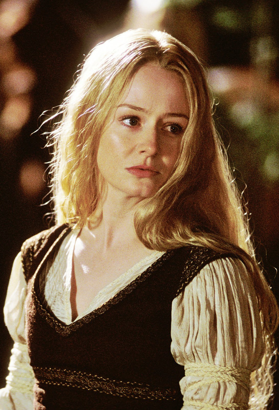Happy Birthday, Miranda Otto! 
Gifted, moving actress, lovely lady. 