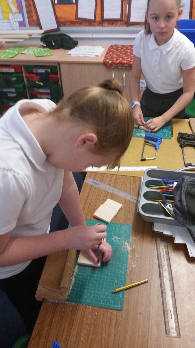 FalconMps's tweet photo. Sawing and joining success this morning @manor_primary https://t.co/WSJrv3KYQx