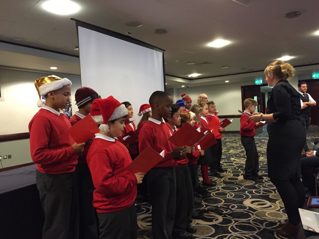 tercus_hr's tweet photo. Fab choir at #TheEdgeOfTheBox from the Langford Primary School #fab carolsinging https://t.co/WjYdVmCjOC
