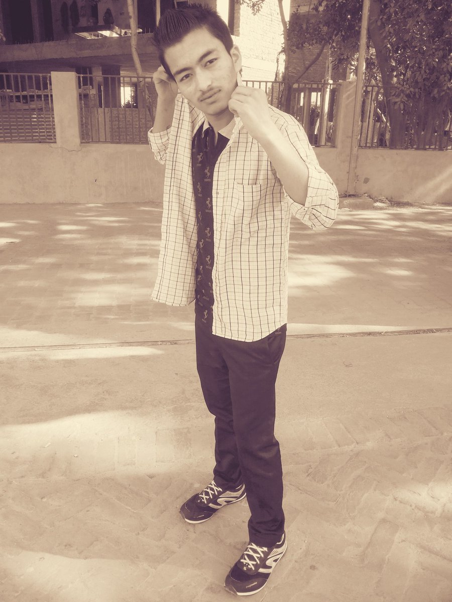 BrowKc tweet picture