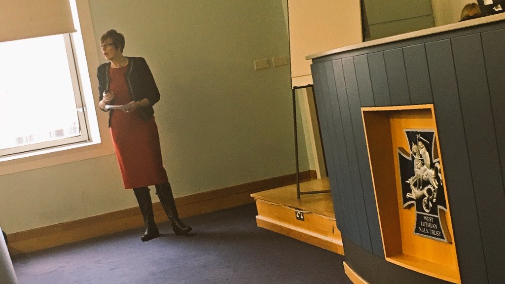 Simongasman's tweet photo. #LothianCQMS Jacquie Campbell from @NHS_Lothian describes #frailty innovation in St Johns https://t.co/CNyw6vFx40