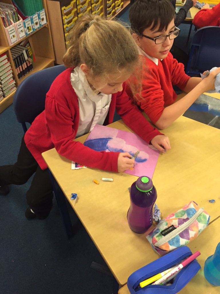 BowhouseP6's tweet photo. Our Snowmen at Night drawings โ #bowfestive https://t.co/CFZP5rKrtL
