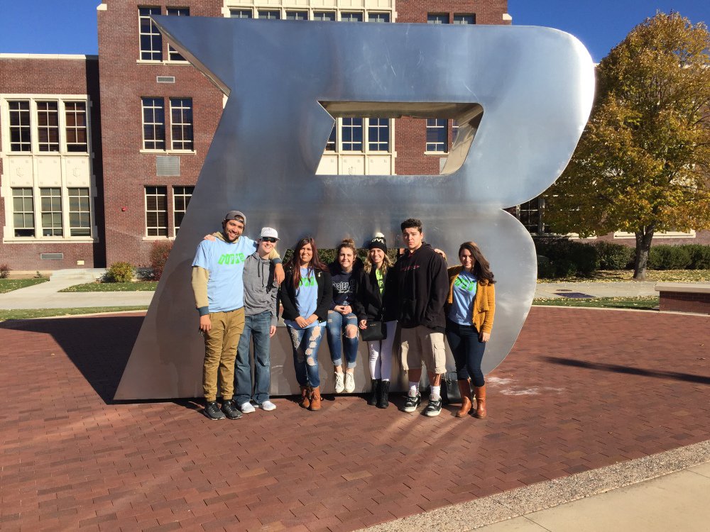 TIPPSLeadership's tweet photo. Some TIPPS students hanging out by the "B" at Boise State University! #TIPPS2015
#BSU #Youarepowerful https://t.co/ZnpwE4VVHR