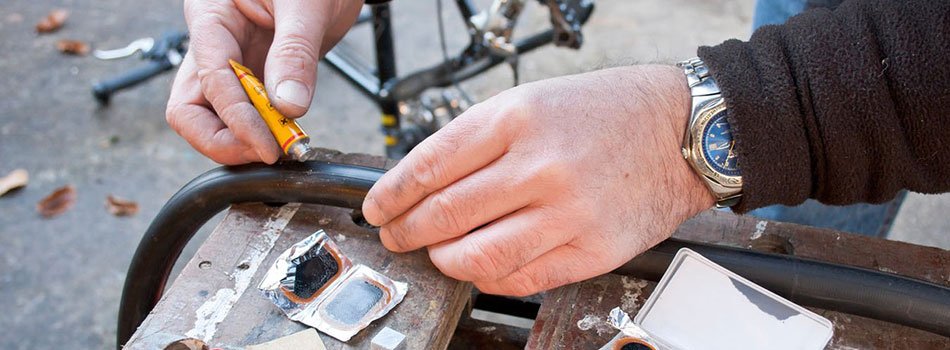 We all hate flat tyres, here's a history of puncture prevention from old to new inventions: bit.ly/1hlksI7