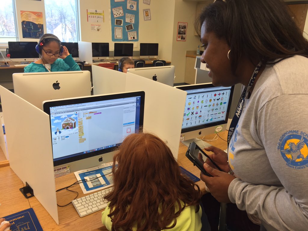 LadueTech's tweet image. We love code!!! #beyondthehourofcode @OZOBOT @Makerspaces_com @codeorg